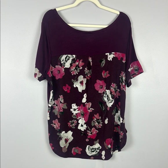 Lane Bryant Casual Purple Floral Back Detail Short Sleeve Top Size 14/16 - Picture 9 of 9